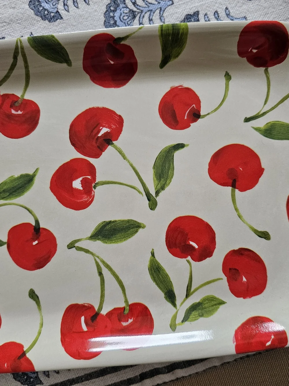 NWT: Set of Cupcakes & Cashmere Cherries Melamine Tray and 4 Plates